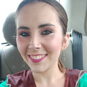 Lorena, Niñera o canguro en Valencia de Alcántara