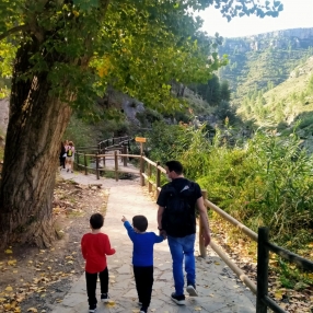 Salva, Familia en Manuel