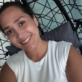 Rosiane, Babysitter in Ollería
