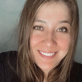 Shirley, Niñera o canguro en Santa Cruz de Bezana