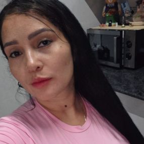 Lina katherine, Niñera o canguro en Maliaño