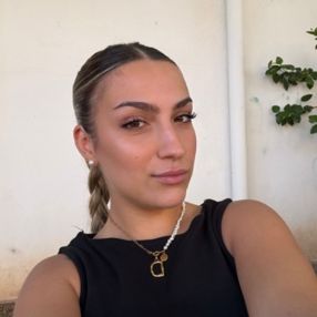 Daniela, Niñera o canguro en Museros