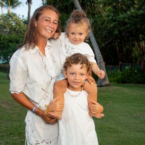 Helena, Familia en San Roque