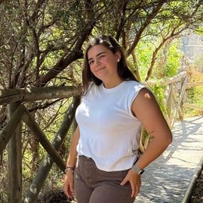 Elena, Babysitter in Lloseta