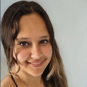 Silvia, Niñera o canguro en Cubelles