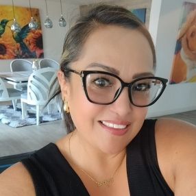 Indira, Babysitter in Miraflores de la Sierra