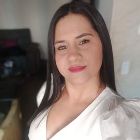 Paula, Niñera o canguro en Vera