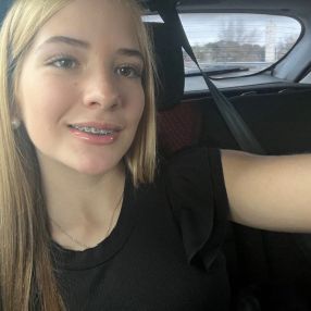 Agata, Niñera o canguro en Alovera