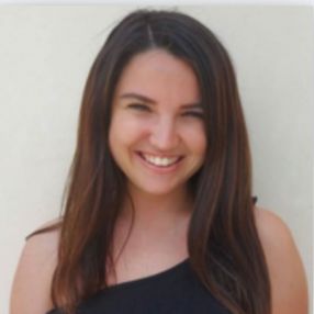 Leah, Niñera o canguro en Los Abrigos