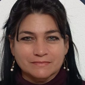 Kenia, Niñera o canguro en Casarrubuelos