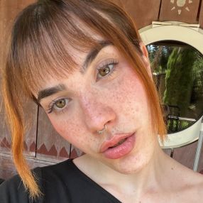 Nora, Babysitter in Navarcles
