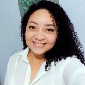 Wendy, Niñera o canguro en Alovera