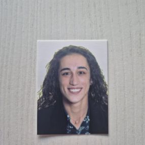 Alessia, Niñera o canguro en Ampuero