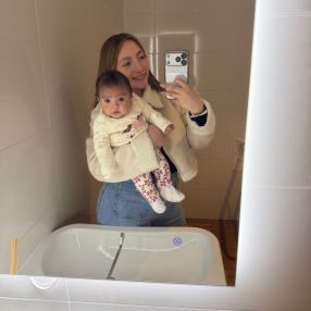 Ariana, Familia en Getafe