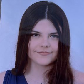 Carmen, Niñera o canguro en Velilla de San Antonio