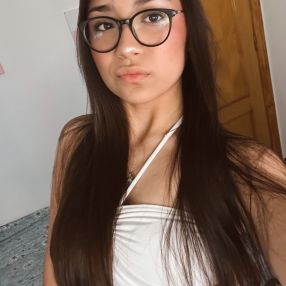 Julia, Niñera o canguro en Masanasa