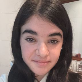 Ainhoa, Niñera o canguro en Gironella