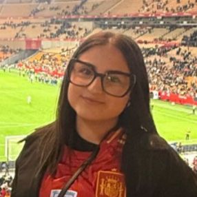 Naiara, Niñera o canguro en Gibraleón