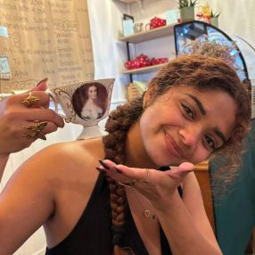 JYOTSNA, Niñera o canguro en Oviedo