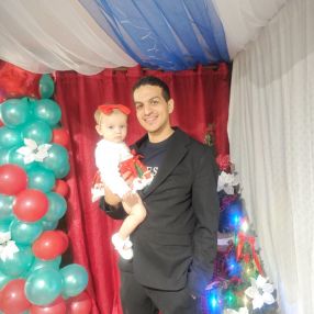 Angel, Familia en Guía