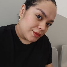 Vanessa, Niñera o canguro en Benaguacil