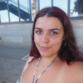 Leonor, Niñera o canguro en Cervelló