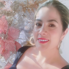 Yenny milena, Babysitter in Villena