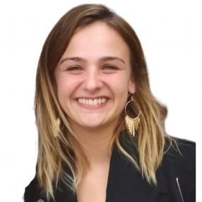 Àngela, Babysitter in Calella