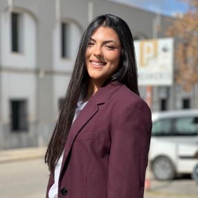 Zaira, Babysitter in Zafra
