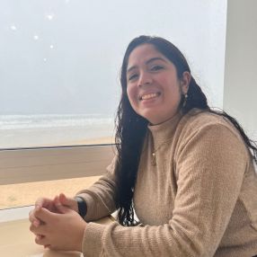 Cristina, Niñera o canguro en Narón