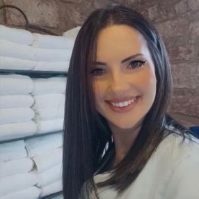 Cristina, Niñera o canguro en Marmolejo