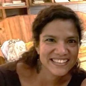 Claudia, Babysitter in Canyelles