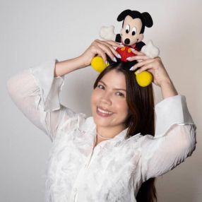 Daleska, Babysitter in La Llagosta