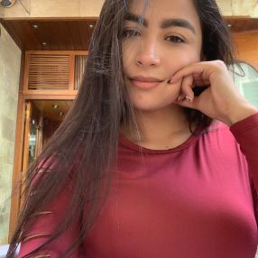 Esmeralda, Babysitter in Lezo