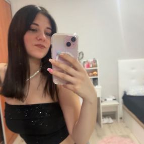 Nicoleta, Niñera o canguro en Gironella