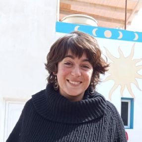 Araia, Babysitter in San Sebastián