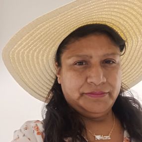 Gabriela, Niñera o canguro en El Catllar