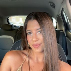 Lourdes, Babysitter in Puerto Real