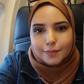 Salwa, Niñera o canguro en Carlet