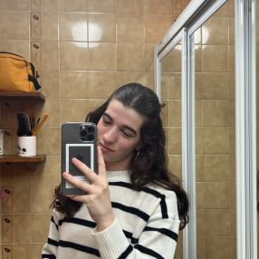 Olaia, Babysitter in Villava