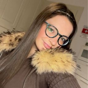 Marta, Niñera o canguro en Vall de Uxó