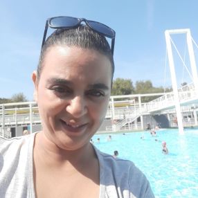 Latefa, Babysitter in Elda