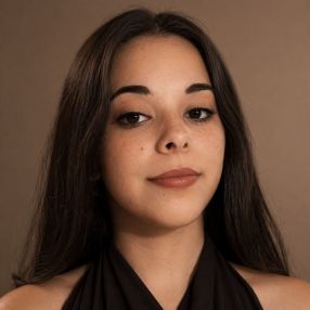Paula, Niñera o canguro en Melilla
