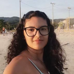 Elane Priscila, Babysitter in Crevillente