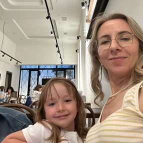 Beatriz, Familia en La Coruña