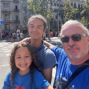 Ilai, Family in Sitges