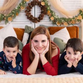 Noemi, Family in Murcia