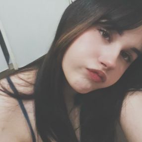 Dalia, Niñera o canguro en Maliaño
