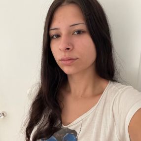 Nerea, Niñera o canguro en Càrcer