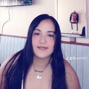 Elenny, Babysitter in Los Hueros
